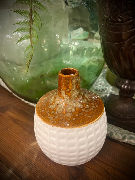 Textured bud vase